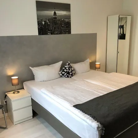 Liberty Hotel Cologne-3